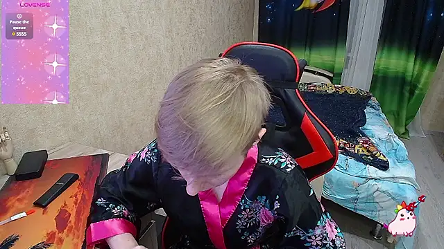 Alexis Gordon online show from 12.01.24