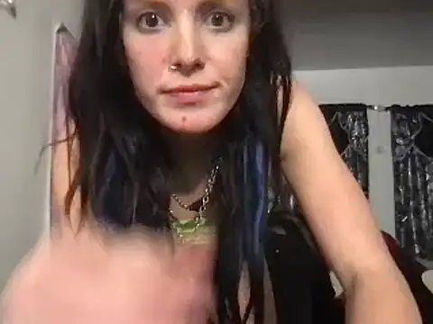 Snapshot of kittycatkendra chatting on 01.15.25 kittycatkendra online show from 01.15.25