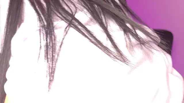 Snapshot of CristalCornner_ chatting on 10.18.25 CristalCornner online show from 10.18.25