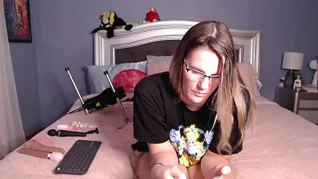 Sarahtineke online show from 01.08.26