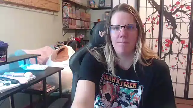 Sarahtineke online show from 03.02.26