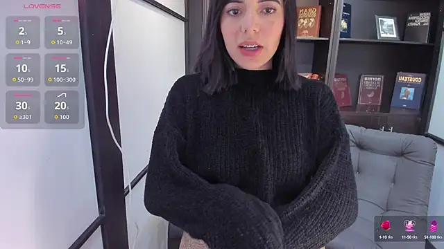 NicolRoss  online show from 10.14.25