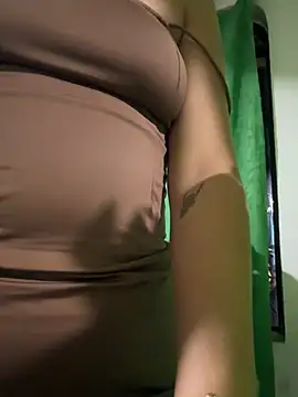 NicolRoss  online show from 04.26.26