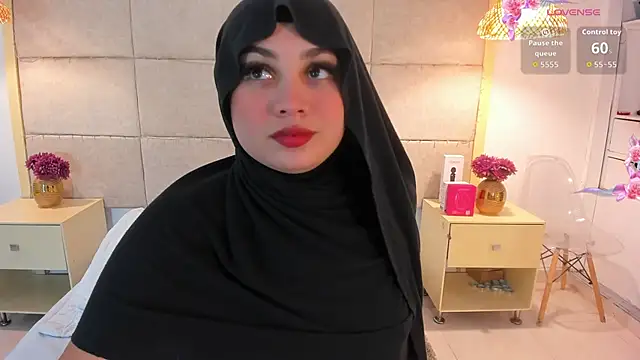 Snapshot of _anjum_ chatting on 04.27.26 anjum online show from 04.27.26