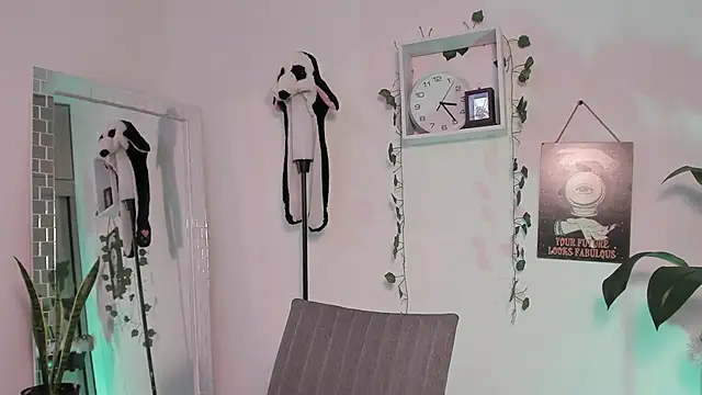 Emperatriiz online show from 02.04.25