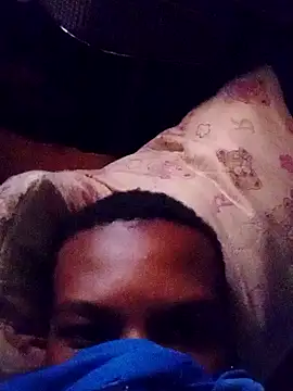 Snapshot of Lucaslonny09 chatting on 11.09.25 Lucaslonny09 online show from 11.09.25