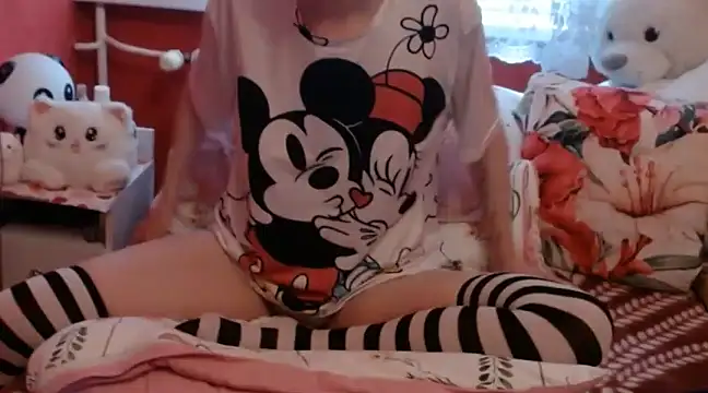 Snapshot of lovely_nekochan chatting on 03.03.25 lovely nekochan online show from 03.03.25