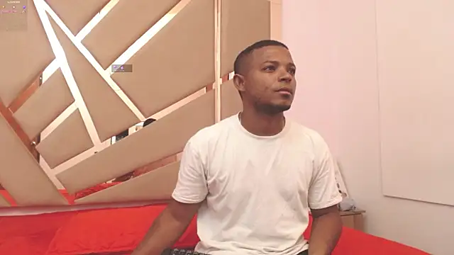 Snapshot of you_and_i9 chatting on 11.10.25 you and i9 online show from 11.10.25