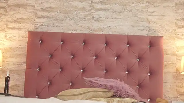 IsabellMendez  online show from 01.17.25