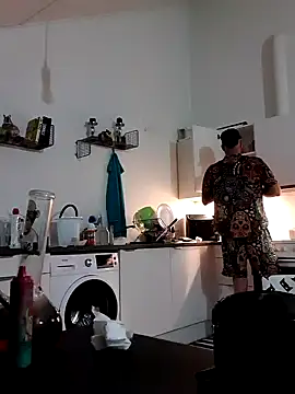 eltoulou online show from 01.18.25