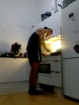 eltoulou online show from 11.04.25