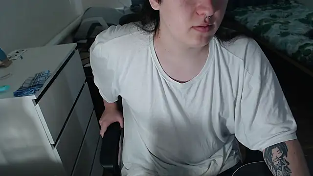 EvaMiron online show from 11.17.25