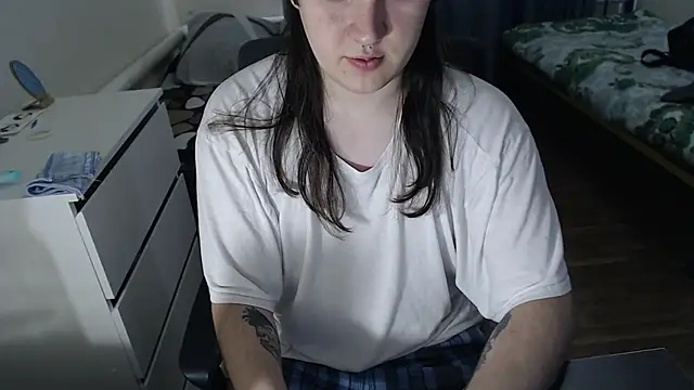 EvaMiron online show from 11.25.25