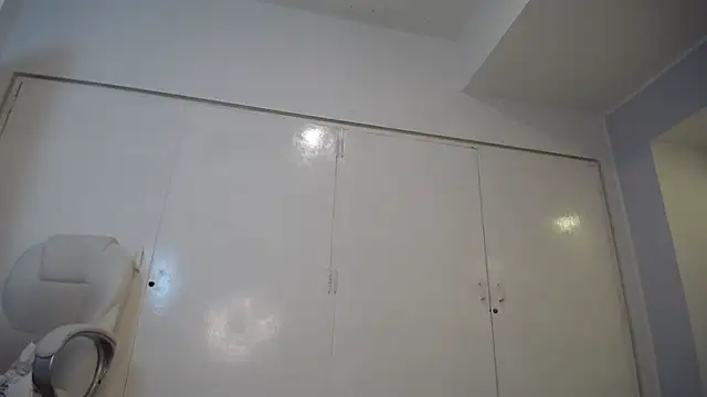 genesis moretz online show from 12.21.24