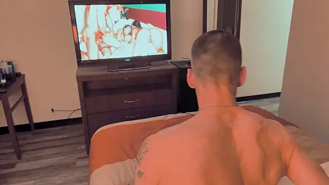 Snapshot of HARD_2QUIT chatting on 01.28.25 HARD 2QUIT online show from 01.28.25