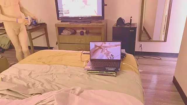 Snapshot of HARD_2QUIT chatting on 01.30.25 HARD 2QUIT online show from 01.30.25