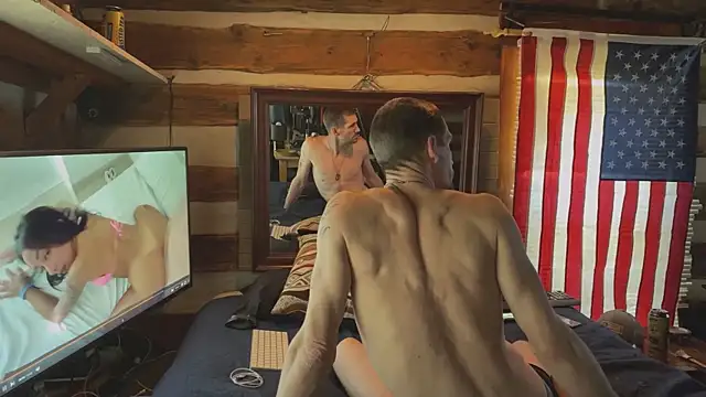 Snapshot of HARD_2QUIT chatting on 03.18.25 HARD 2QUIT online show from 03.18.25