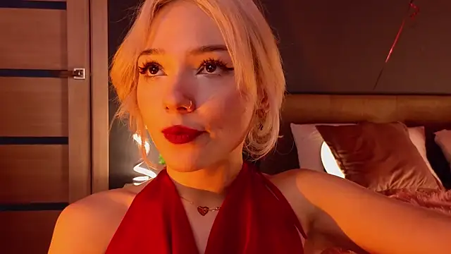 SandraBoyl online show from 03.07.25