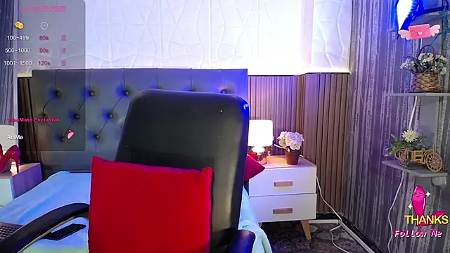 nathalia zamu online show from 02.15.25