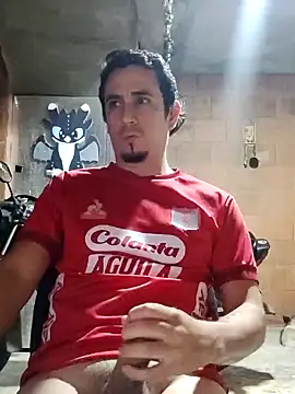 Rejy1992 online show from 12.13.24