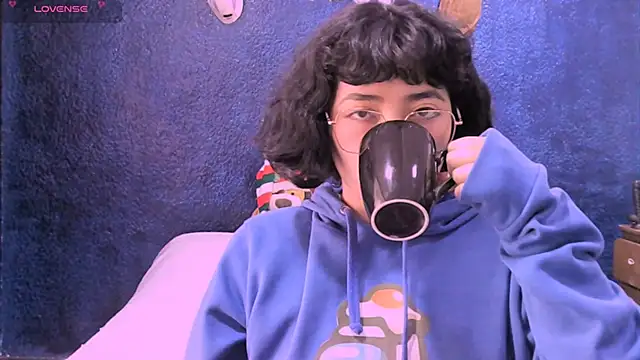 NinaYellow online show from 12.29.24