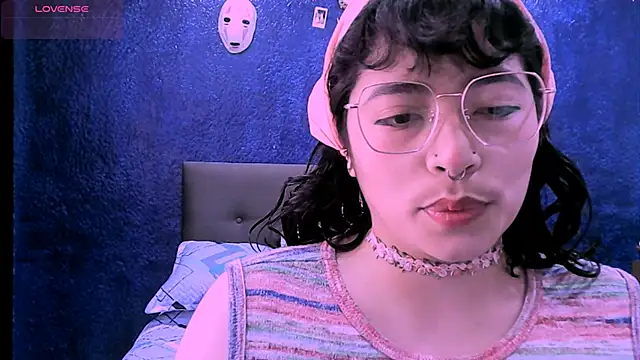 NinaYellow online show from 09.23.25