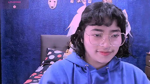 NinaYellow online show from 11.21.25