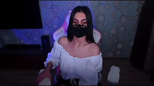   Yasmina   online show from 07.25.26