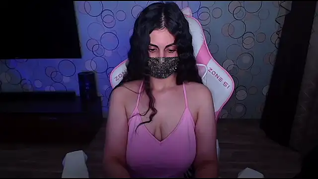   Yasmina   online show from 07.26.26