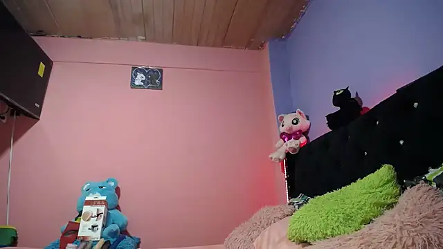 Snapshot of bad_couple_sex chatting on 12.06.24 bad couple sex online show from 12.06.24