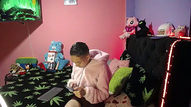 Snapshot of bad_couple_sex chatting on 01.07.25 bad couple sex online show from 01.07.25