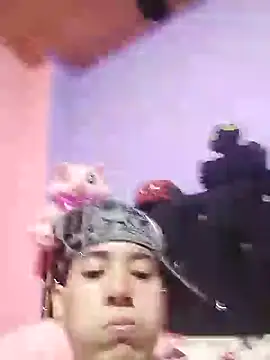 Snapshot of bad_couple_sex chatting on 01.28.25 bad couple sex online show from 01.28.25