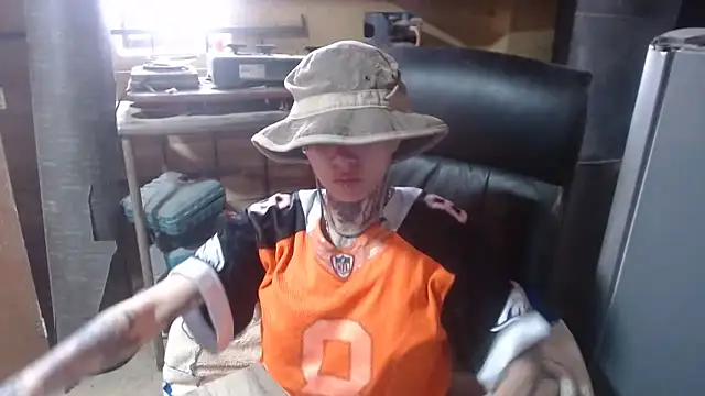 Snapshot of bad_couple_sex chatting on 10.07.25 bad couple sex online show from 10.07.25