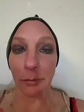 Everlyrose27 online show from 02.24.25