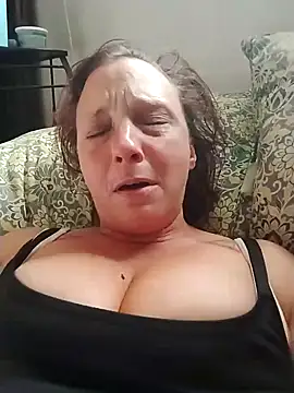 Snapshot of Everlyrose27 chatting on 01.05.26 Everlyrose27 online show from 01.05.26