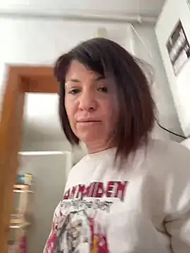 emillyjames online show from 02.17.25