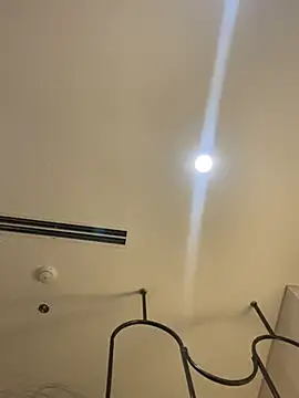 Snapshot of MEOW_MEO chatting on 03.22.25 MEOW MEO online show from 03.22.25