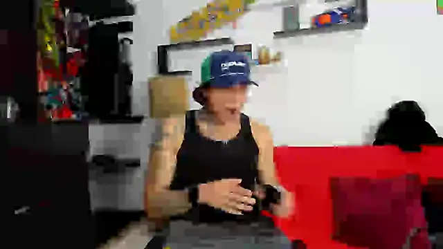 Snapshot of Tom_Krakow chatting on 02.27.25 Tom Krakow online show from 02.27.25