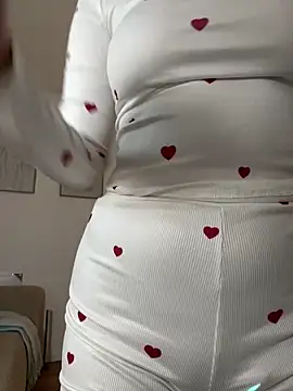 Hii Lolla online show from 02.07.26