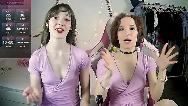 Violet Veliya online show from 12.16.25