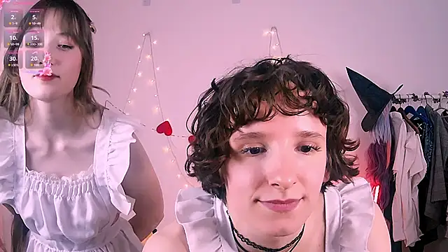 Violet Veliya online show from 04.10.26