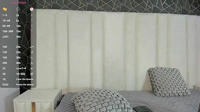 Snapshot of imkrystall chatting on 03.10.25 imkrystall online show from 03.10.25