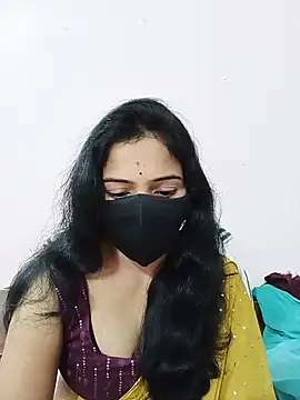 Snapshot of Keerthi-Telugu chatting on 12.16.24 Keerthi-Telugu online show from 12.16.24