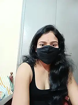 Snapshot of Keerthi-Telugu chatting on 01.12.25 Keerthi-Telugu online show from 01.12.25
