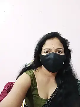 Snapshot of Keerthi-Telugu chatting on 01.18.25 Keerthi-Telugu online show from 01.18.25