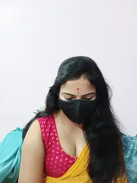 Snapshot of Keerthi-Telugu chatting on 02.22.25 Keerthi-Telugu online show from 02.22.25
