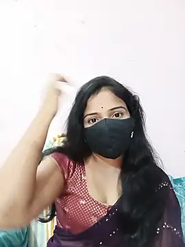 Snapshot of Keerthi-Telugu chatting on 02.24.25 Keerthi-Telugu online show from 02.24.25