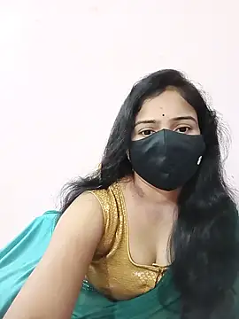 Snapshot of Keerthi-Telugu chatting on 02.25.25 Keerthi-Telugu online show from 02.25.25