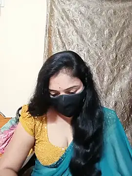 Snapshot of Keerthi-Telugu chatting on 09.09.25 Keerthi-Telugu online show from 09.09.25