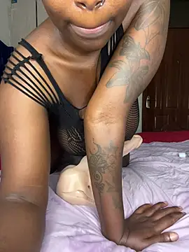 Snapshot of nasty_hotbabe chatting on 03.11.25 nasty hotbabe online show from 03.11.25